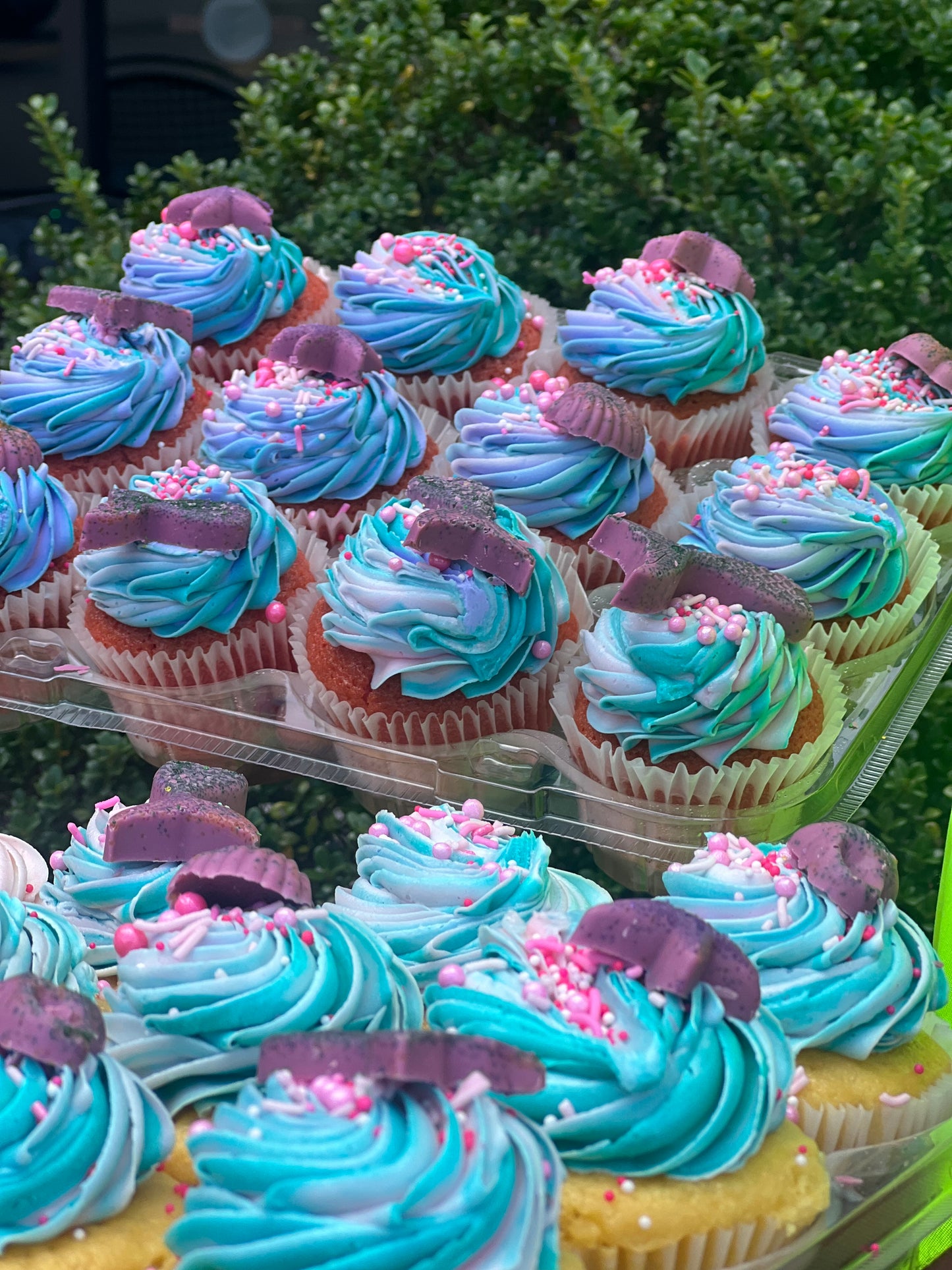 Custom or Themed Cupcakes