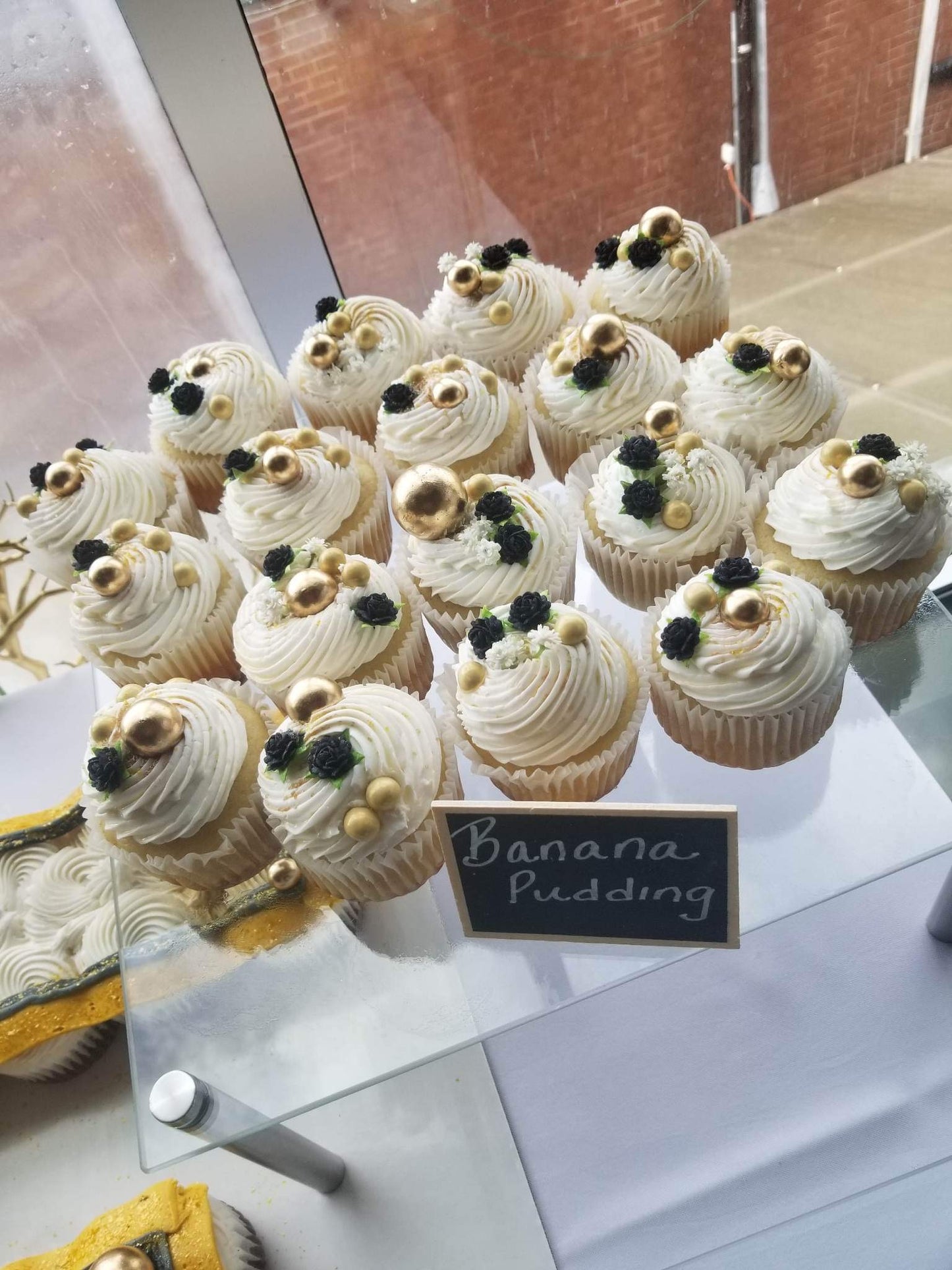 Custom or Themed Cupcakes